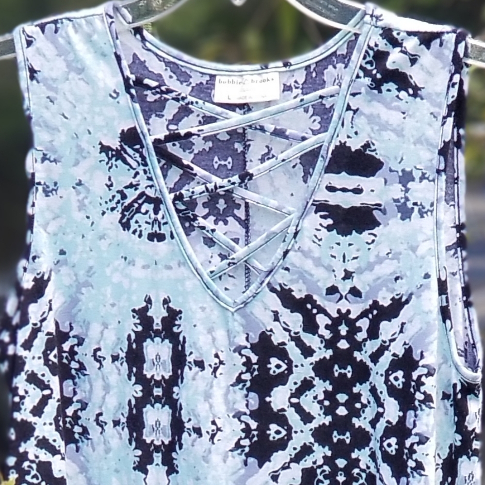 NWOT Womans Bobbie Brooks Size L Dress W/Pockets
